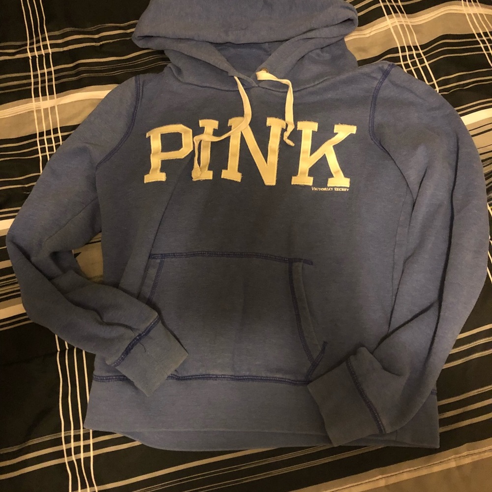 VS hoodie size small fits like s/m